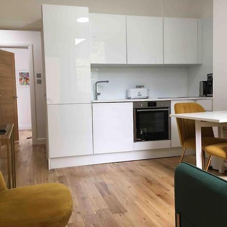 Newly Refurbished 2-Bedroom Flat In Notting Hill لندن المظهر الخارجي الصورة