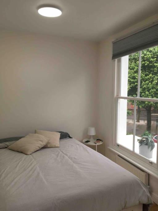 Newly Refurbished 2-Bedroom Flat In Notting Hill لندن المظهر الخارجي الصورة